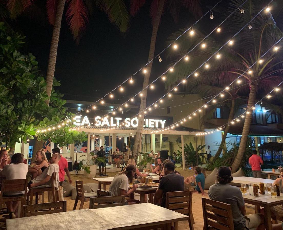 Hotel Sea Salt Society Hikkaduwa Esterno foto